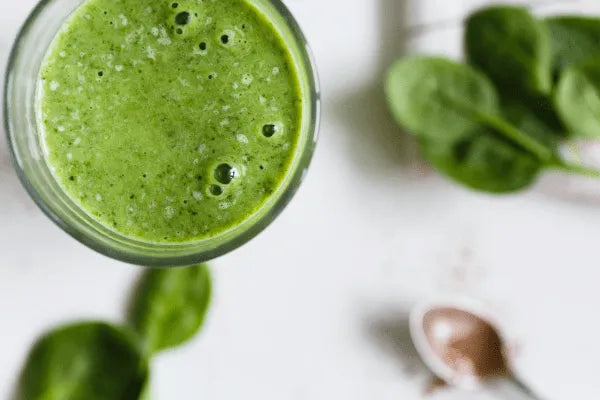 Why Is Spinach Good for You? 3 Benefits of This Leafy Green Smoothie Hero