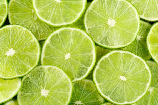 slices of green lime
