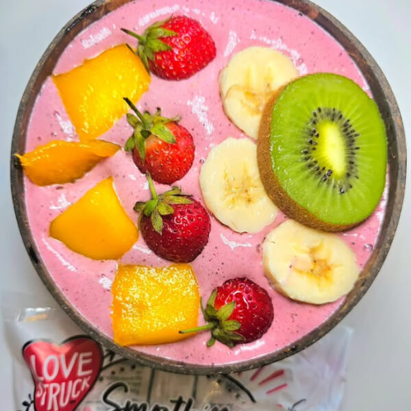 Instagram: Fruity Smoothie-Bowl recipe