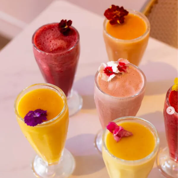 Instagram: Our smoothies are just a colourful vibe 